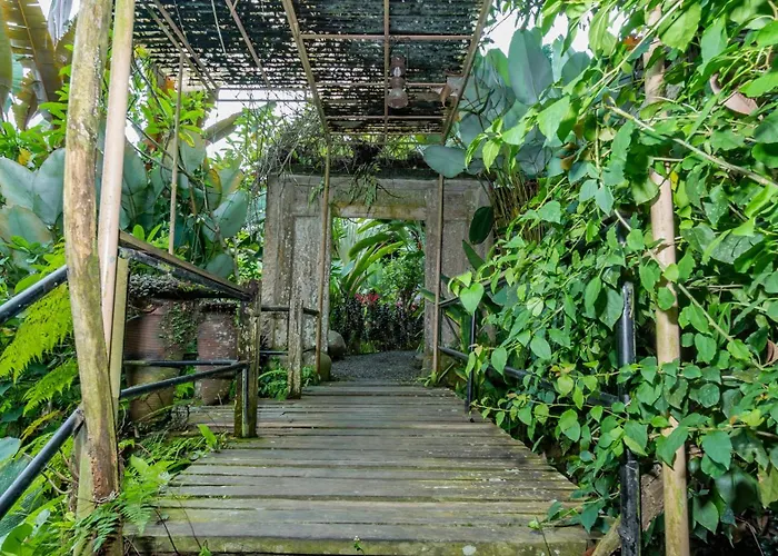 Umah Tis Sebatu ロッジ *
