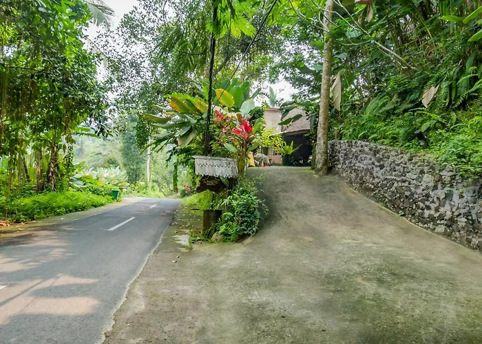 Umah Tis Sebatu *
