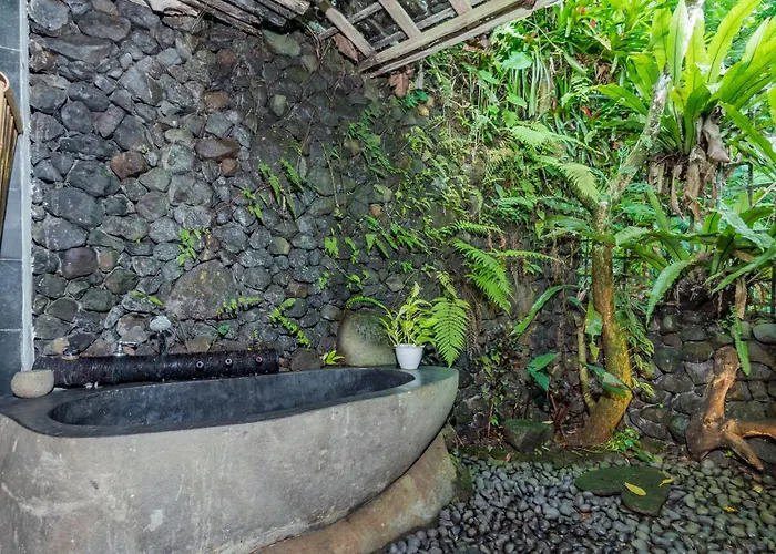 Umah Tis Sebatu